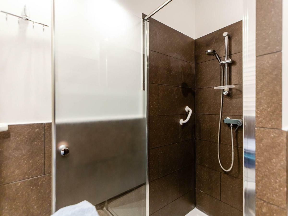 Apartament pomarańczowy z basenem,sauną-blisko morza. Kołobrzeg Zewnętrze zdjęcie