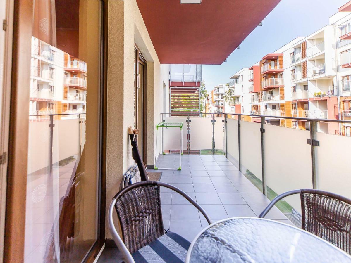 Apartament pomarańczowy z basenem,sauną-blisko morza. Kołobrzeg Zewnętrze zdjęcie