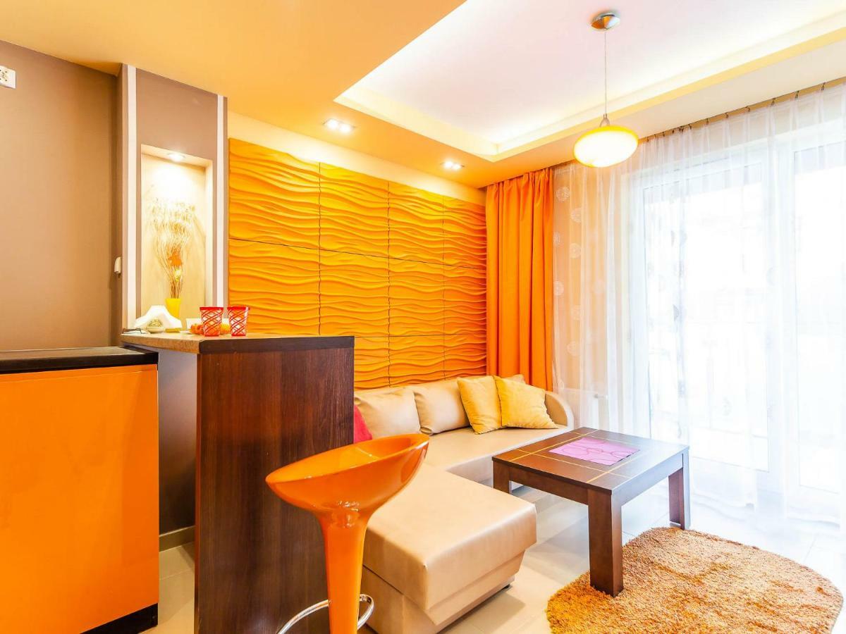 Apartament pomarańczowy z basenem,sauną-blisko morza. Kołobrzeg Zewnętrze zdjęcie