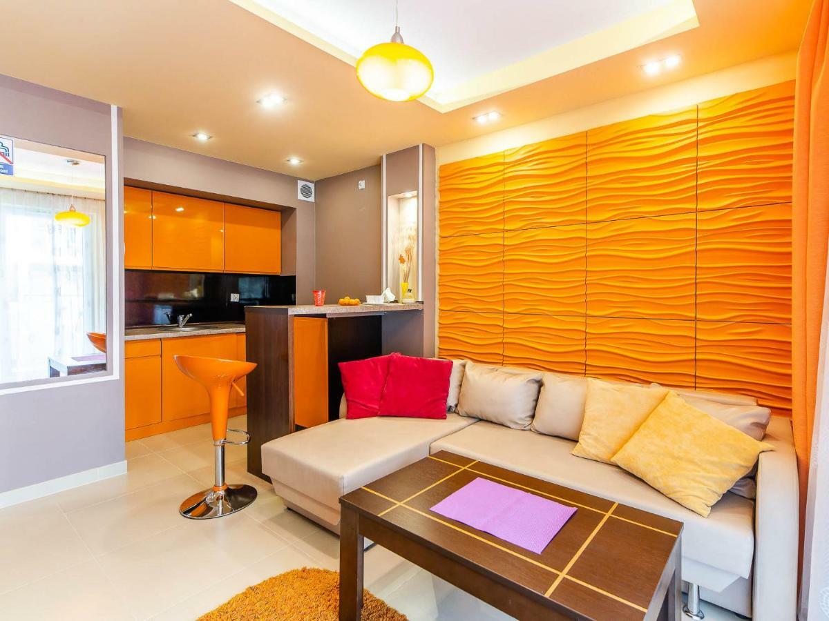 Apartament pomarańczowy z basenem,sauną-blisko morza. Kołobrzeg Zewnętrze zdjęcie