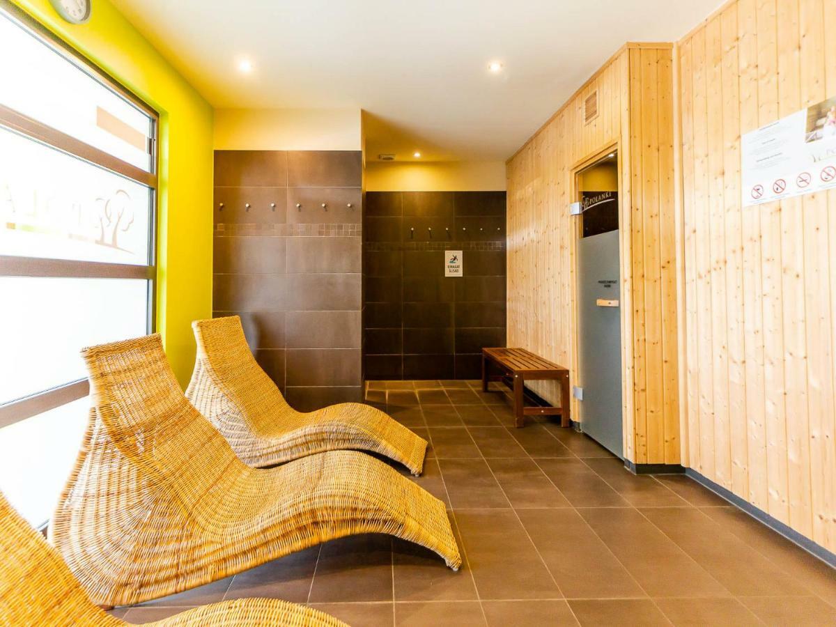 Apartament pomarańczowy z basenem,sauną-blisko morza. Kołobrzeg Zewnętrze zdjęcie